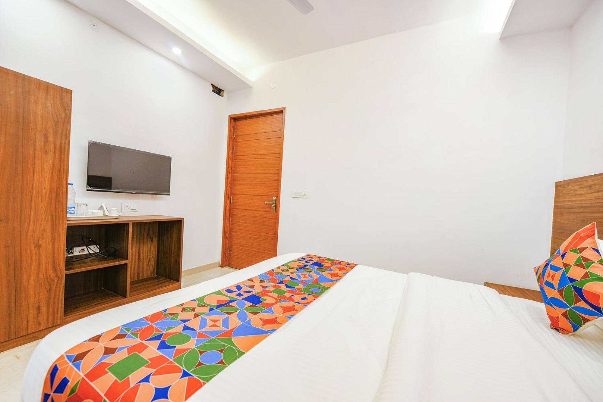 Fabhotel Sparkling - Nr Yashobhoomi Convention Centre Delhi  Exterior foto